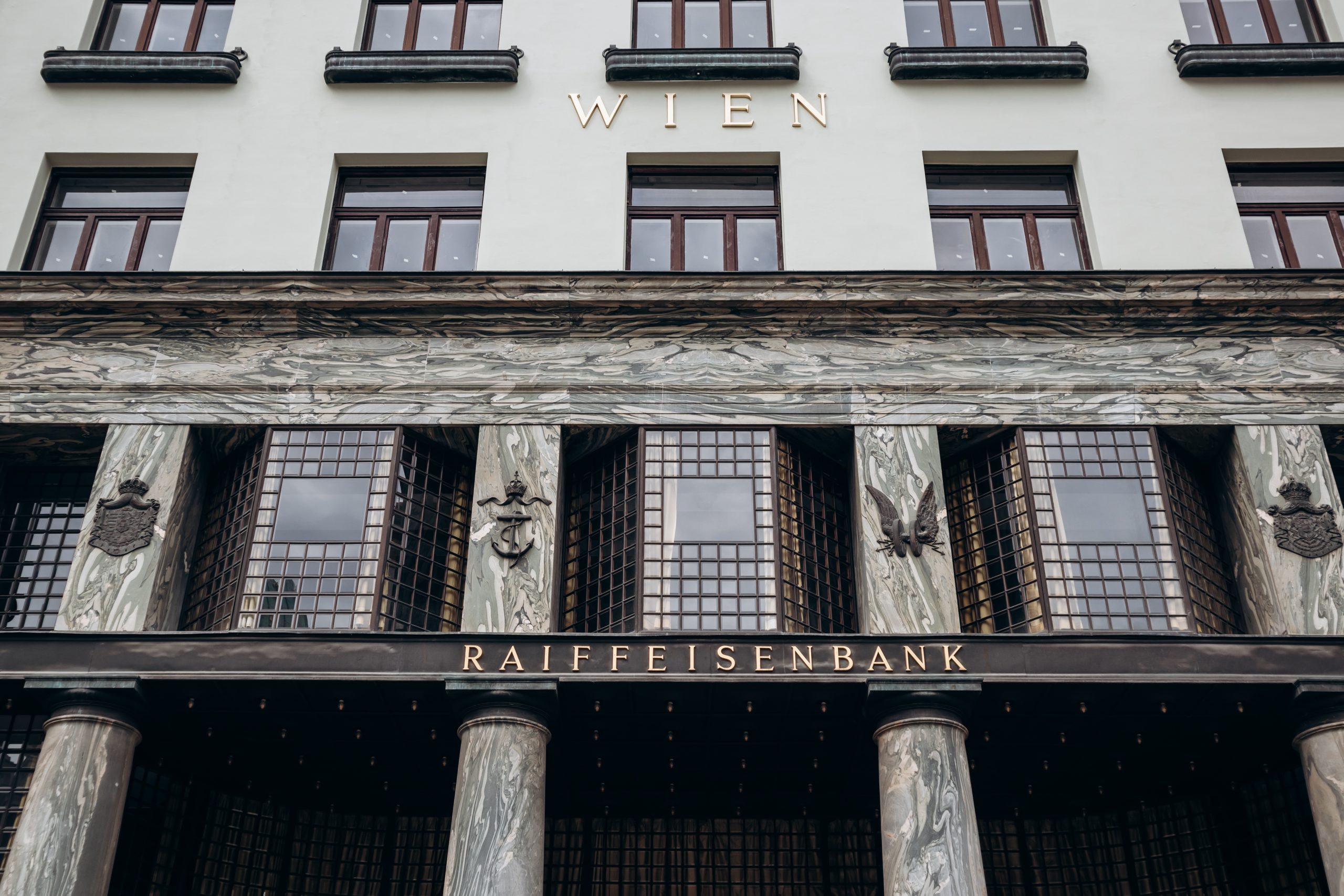Gemeinsam stark: Warum die Raiffeisenbank ein führendes Beispiel für eine Genossenschaft ist